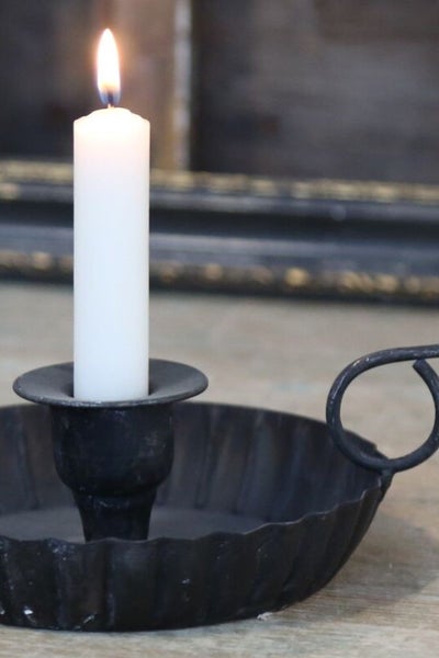 KYNTTIL&Auml;NJALKA musta