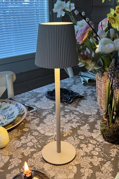 P&Ouml;YT&Auml;VALAISIN Ladattava