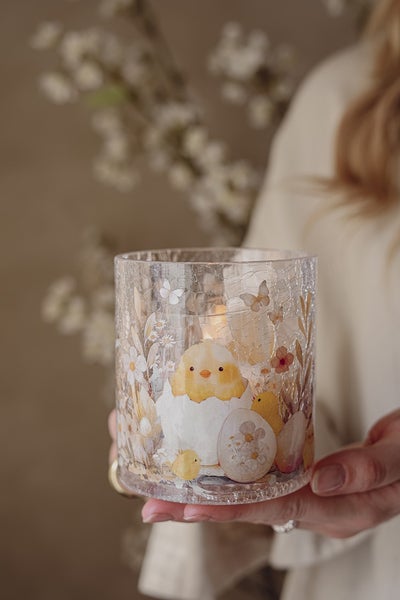 KYNTTIL&Auml;LYHTY Easter Sweeties