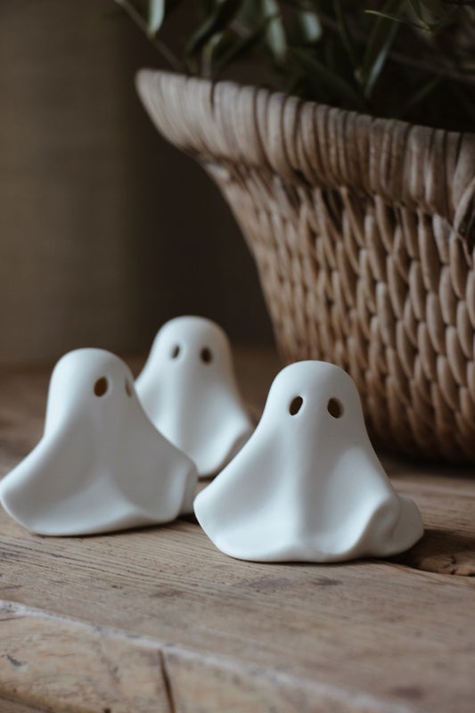 Kummitus 8,5x7,5x6cm