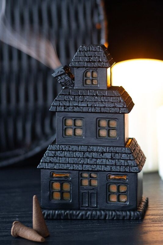 Tuoksulyhty Haunted House