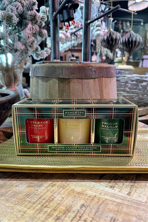 Jouluisat tuoksukynttil&auml;t 3kpl settin&auml;