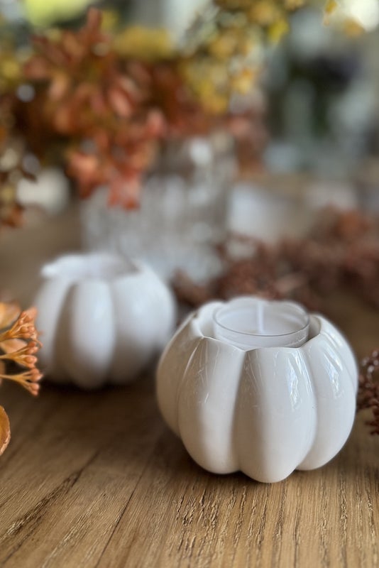 Keraaminen valkoinen tuikkulyhty Kurpitsa 8x5,8cm